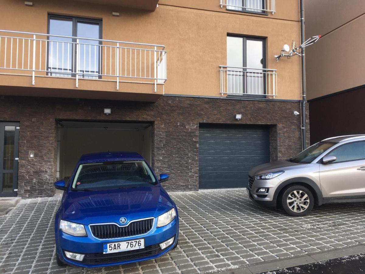 Apartmany Na Vyhledech Loučná pod Klínovcem Eksteriør bilde